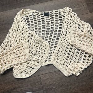 Stylish Cream Open-Knit Shrug